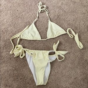 Cream / pastel yellow bikini set